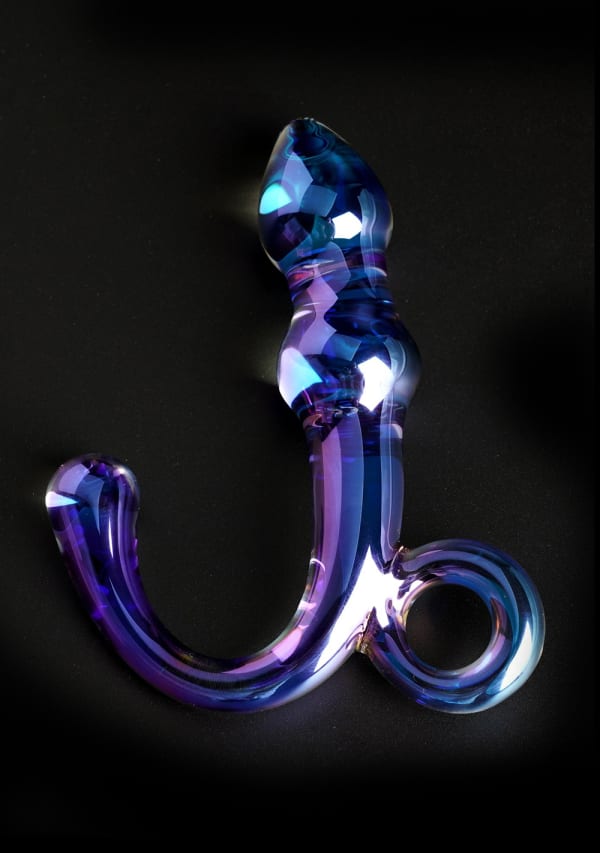 Show image 1