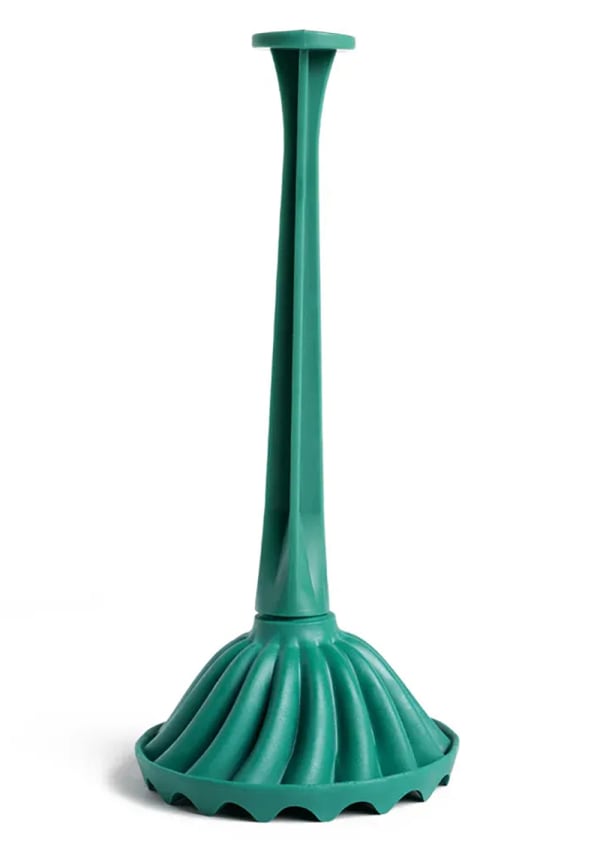 Show image 10