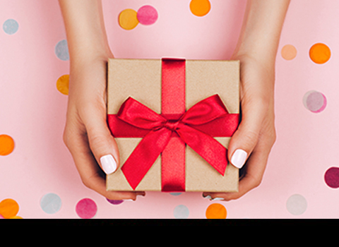 Free gifts with purchase