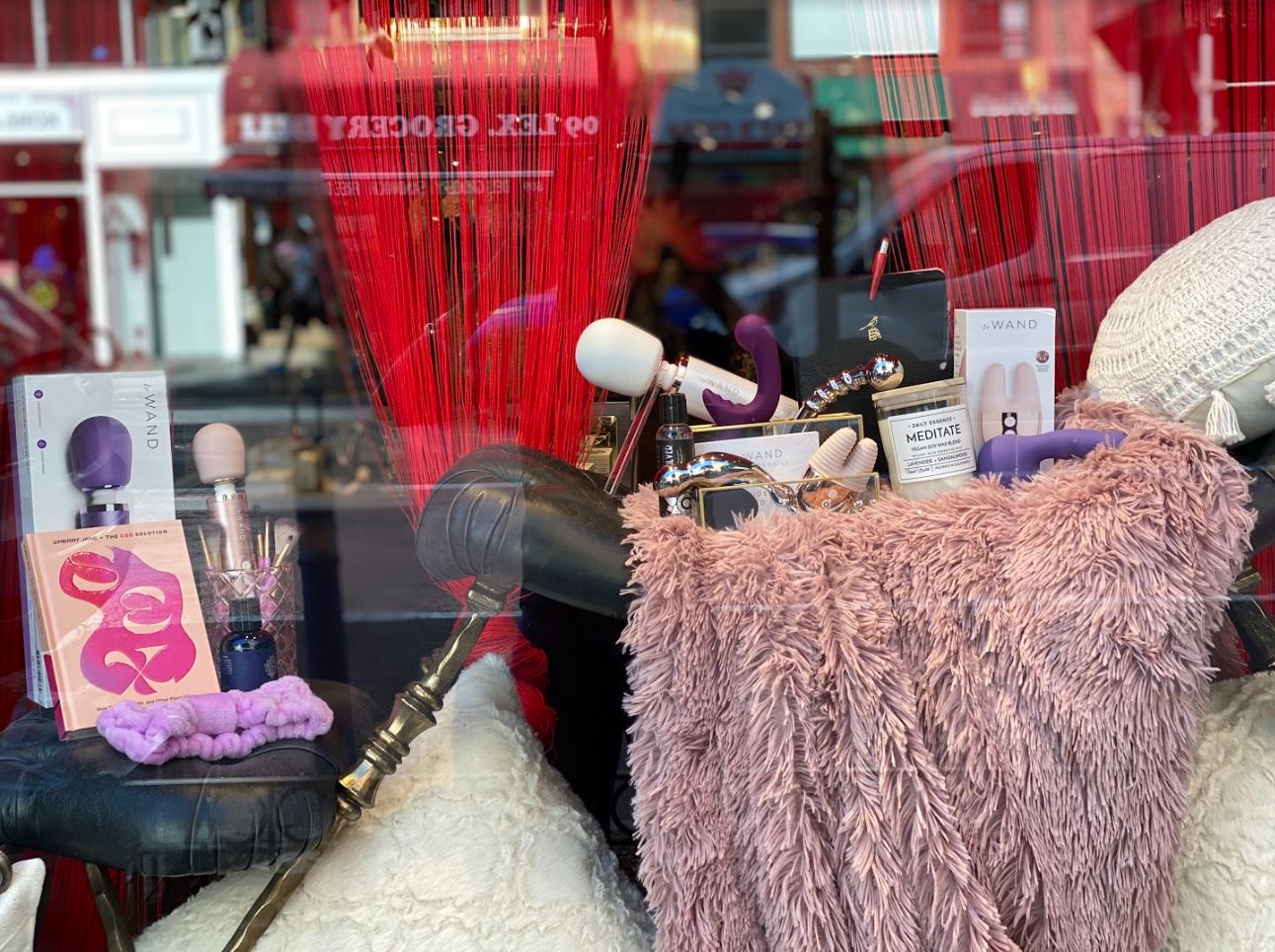 New York Upper East Side location window display
