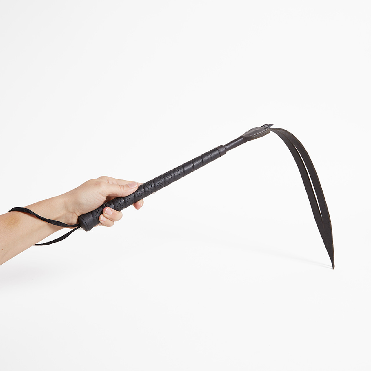 Edge Dragon Kiss Whip held in hand