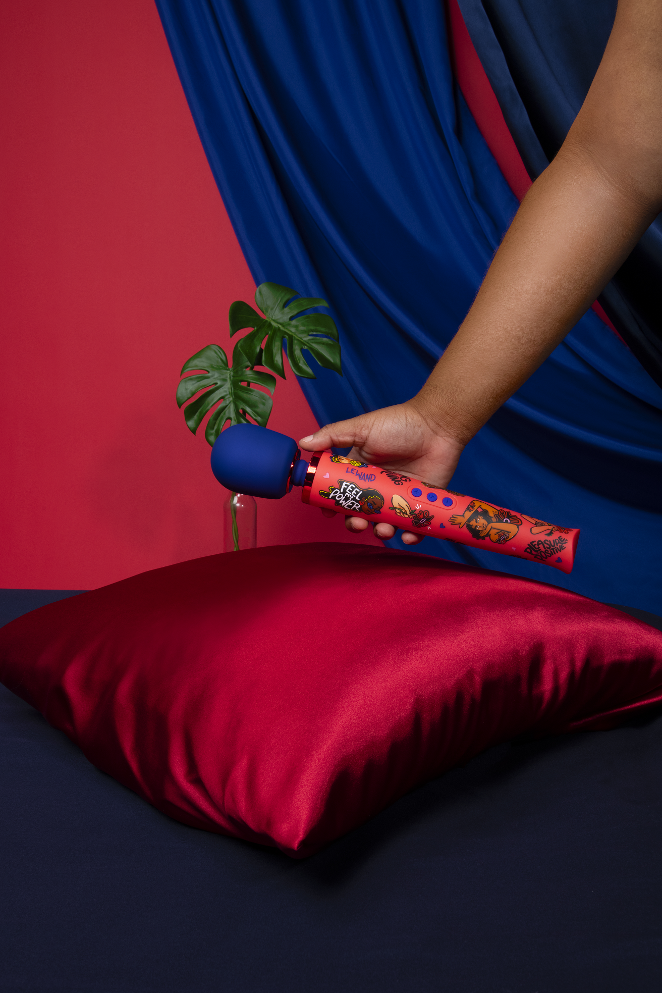 Feel My Power Wand Vibrator 2022