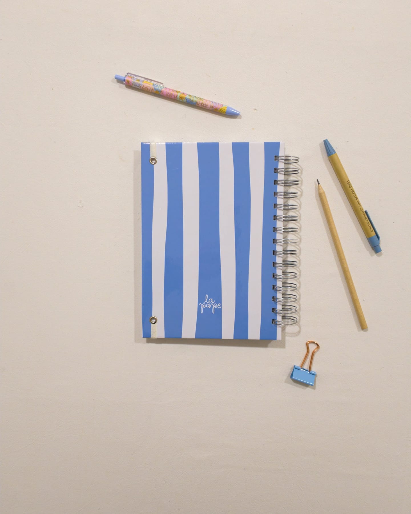 Contratapa del cuaderno Marino (colección Cielo) de La Pape
