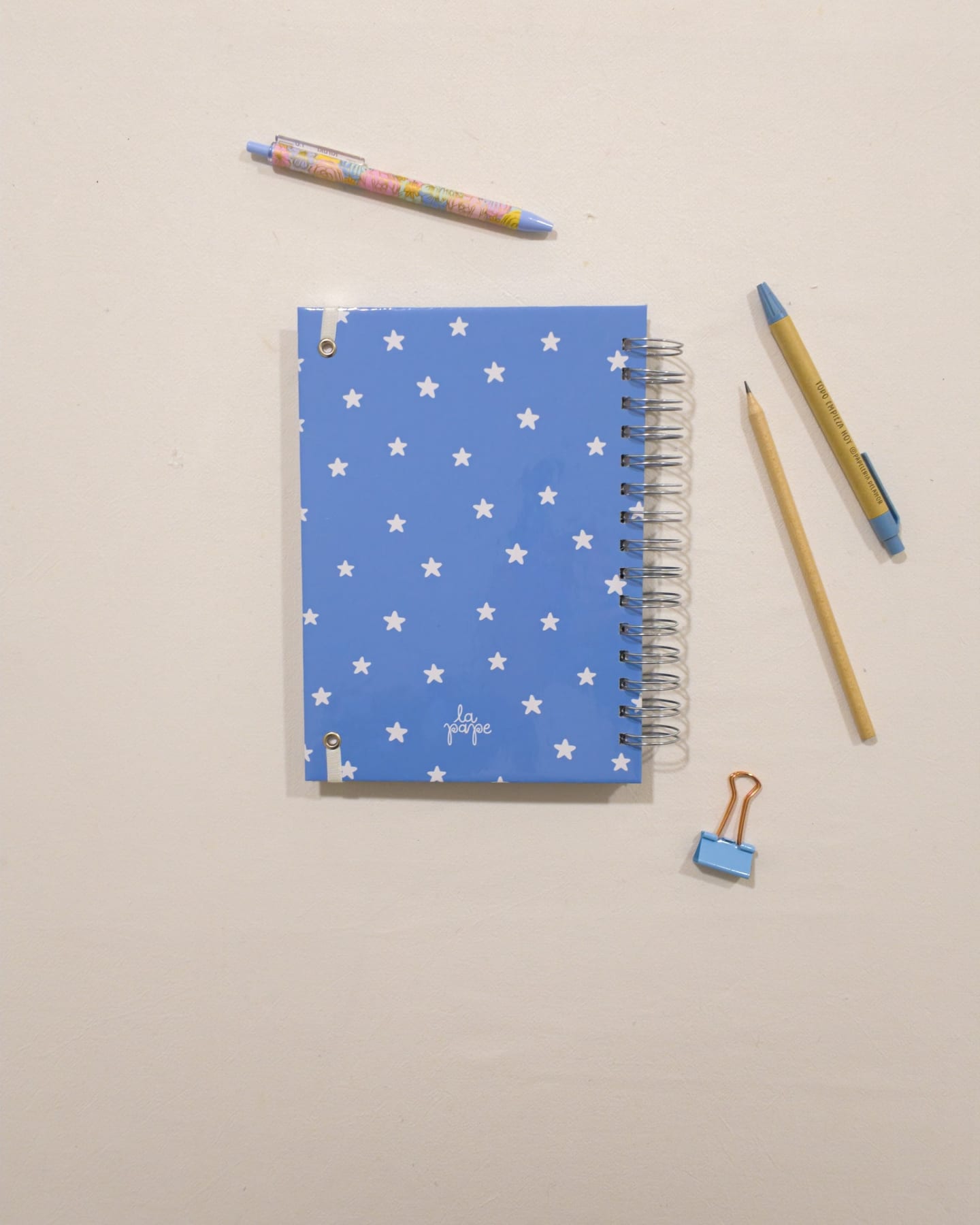 Contratapa del cuaderno Destello (colección Cielo) de La Pape