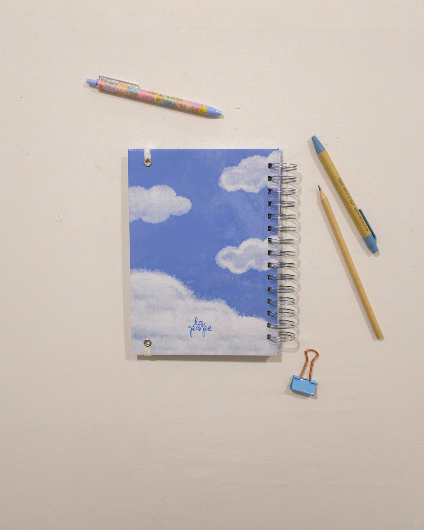 Contratapa del cuaderno Aurora (colección Cielo) de La Pape