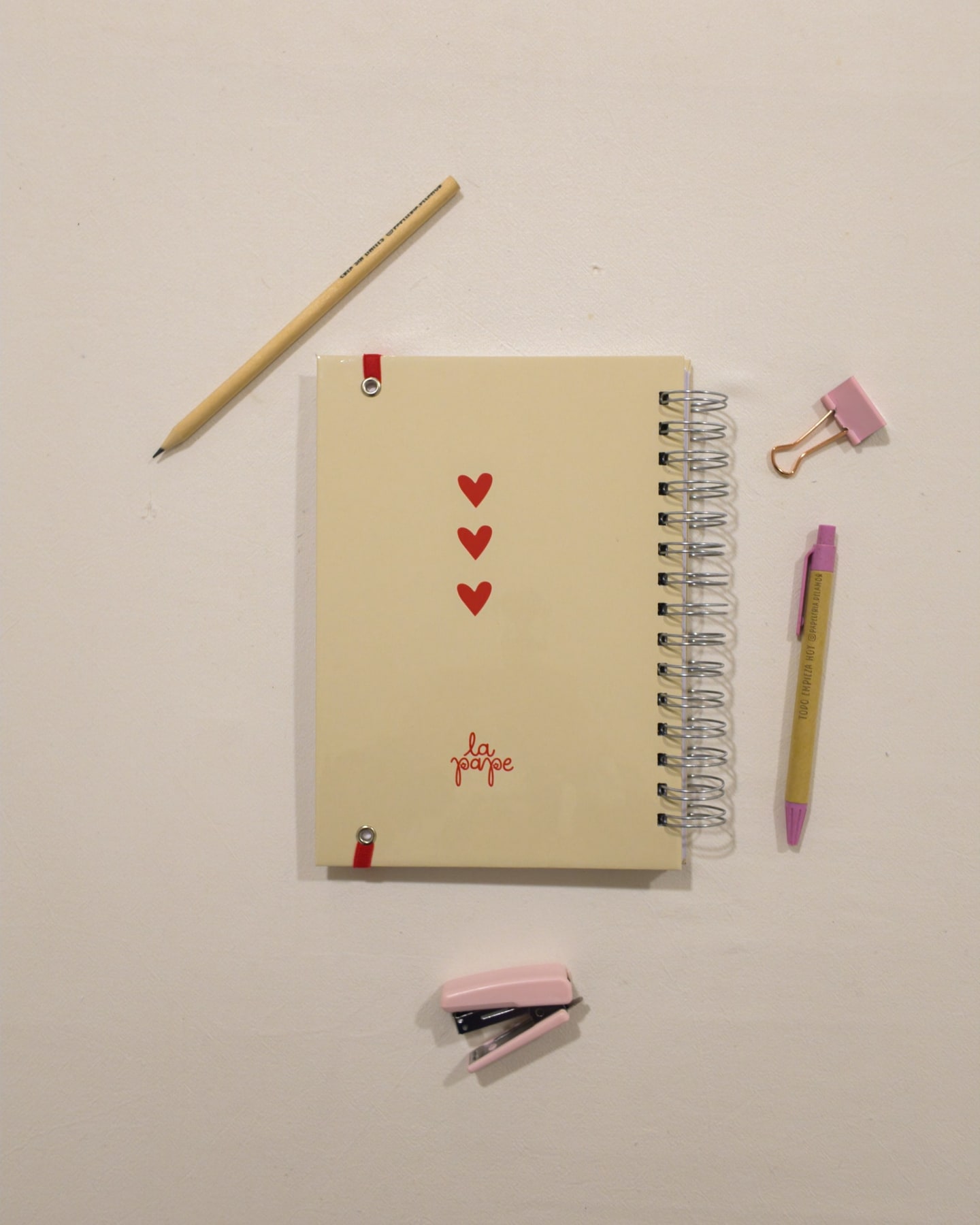 Contratapa del cuaderno Cupido (colección Corazón) de La Pape