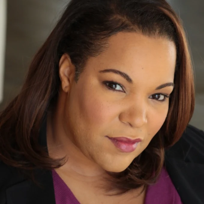 I call this \"Oh I see you, you ain\'t slick\" Acting Headshots