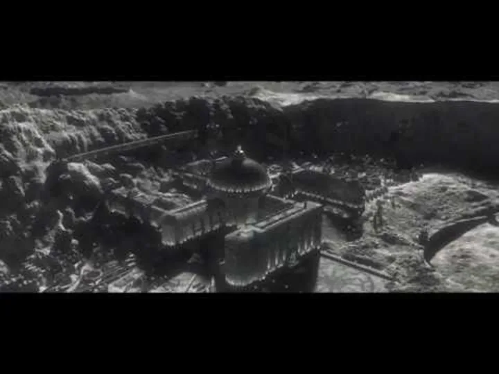  IRON SKY MOVIE TRAILER REMIX DOC.MIAZ