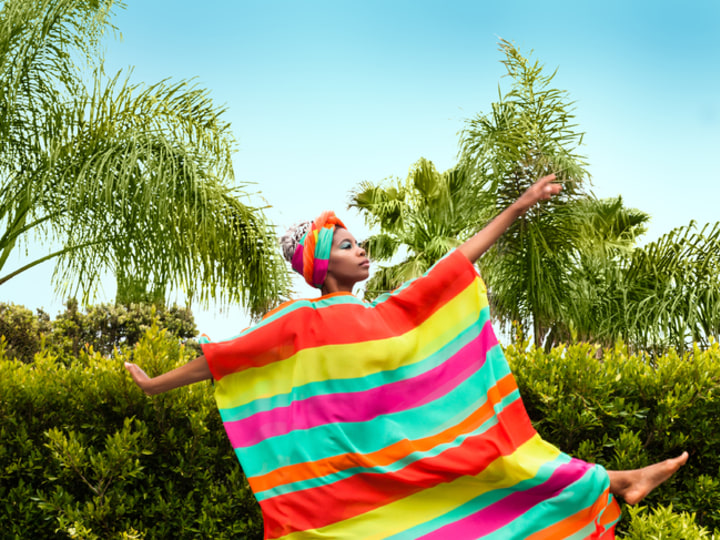 St Tropez Jump Julia Clancey Ll