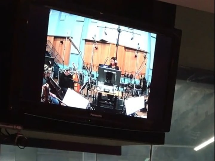 DaraTaylor Conducting-at-Abbey-Road Long