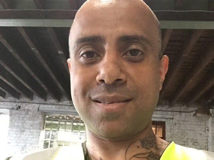 74E4FE8A-F616-4C5C-8BF4-A28EC0AE0D8F