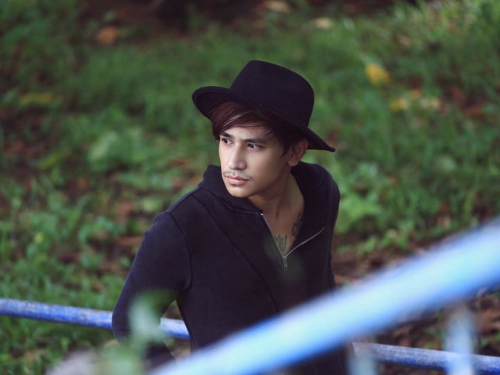 DCCA74D6-FF56-4FFB-BE7D-B3D578311CDD