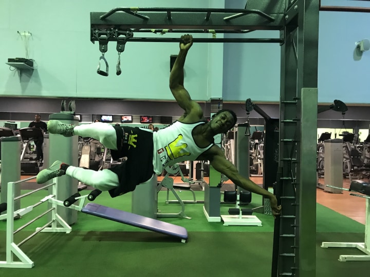 65481C09-5322-4903-B7E4-E647C1780AEC