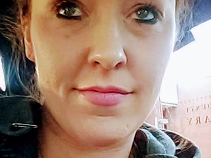 1E092719-B258-4AA1-BA24-F2E68A43583E