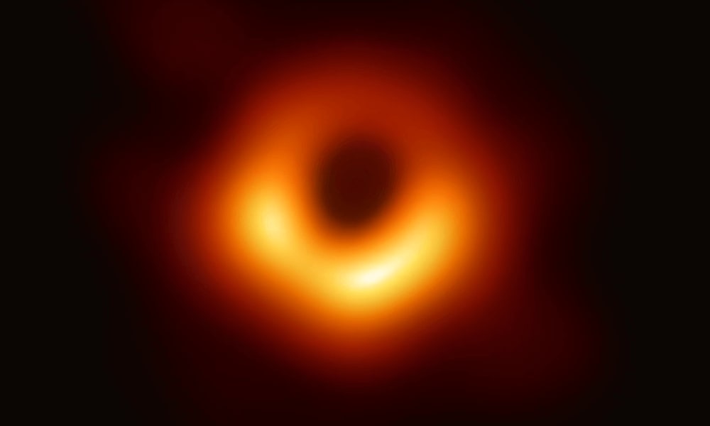 Black Hole Photo