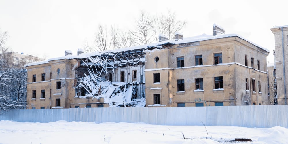 Demolition of the building built after WWII by captive German soldiers