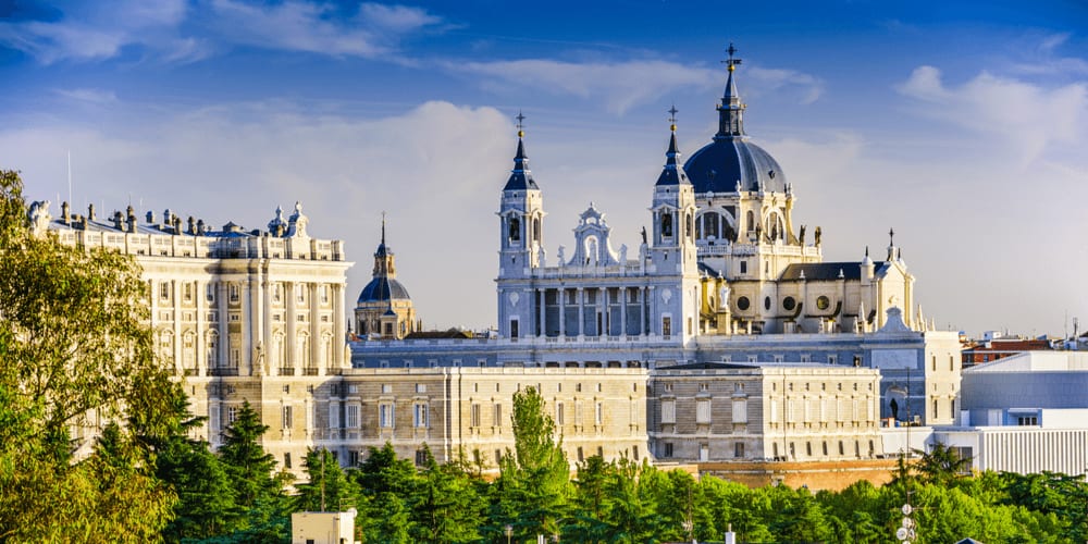 Madrid: The must-sees of Madrid are the following sights, places and events