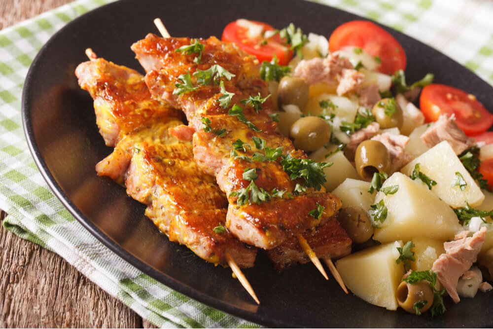 Pincho moruno is spicy Spanish pork skewers