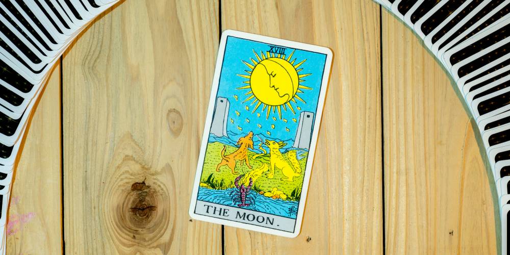 the-moon-tarot-card