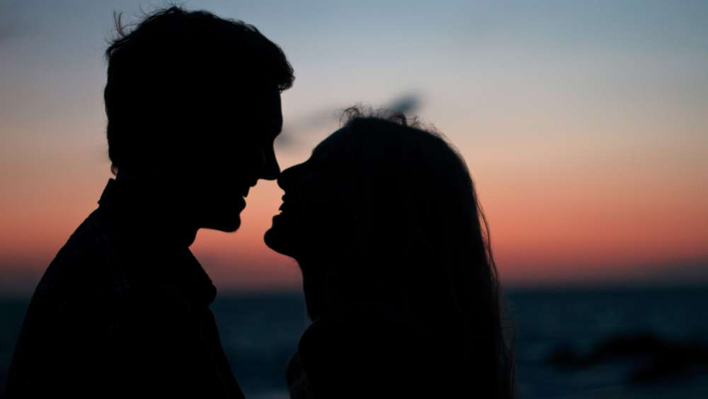 Kissing Tips for Libra