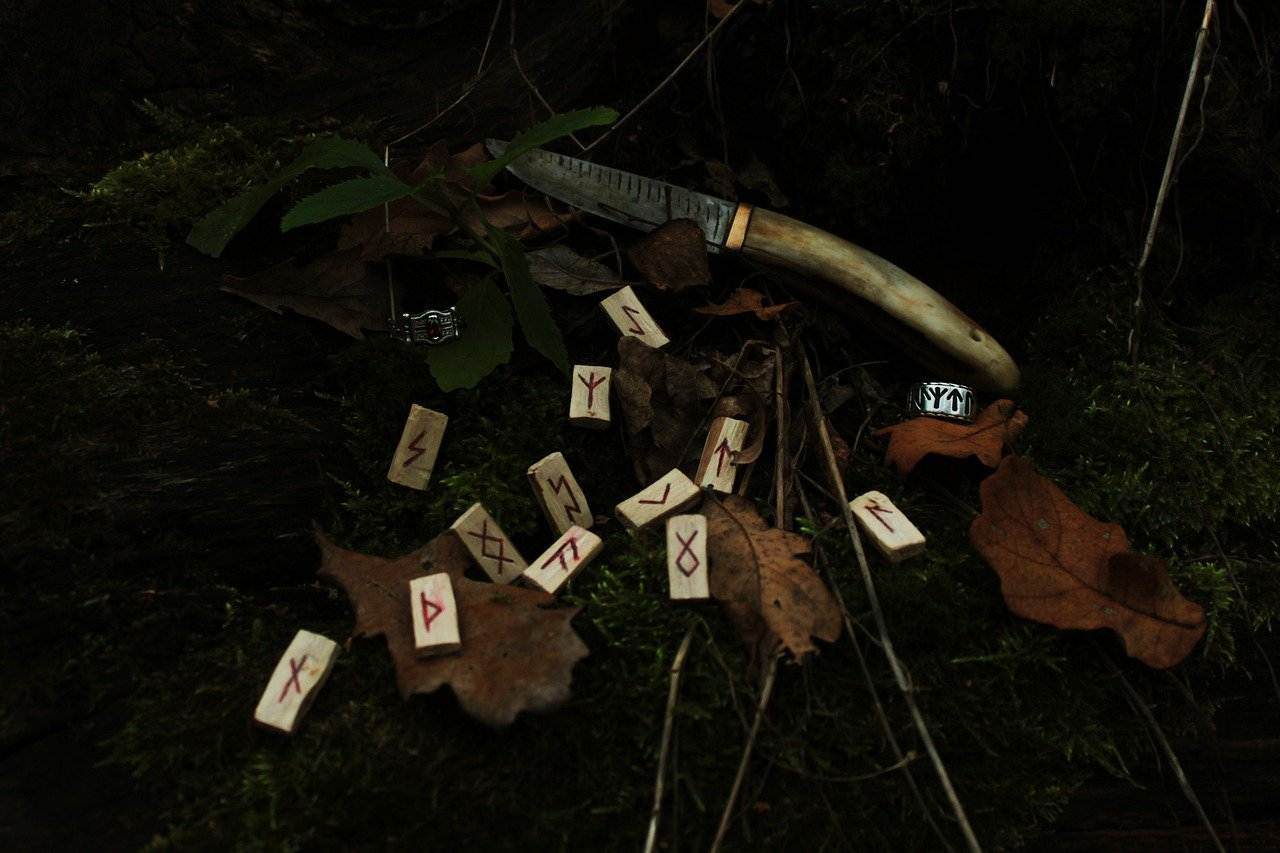 Rustic Runes are a powerful divination tool