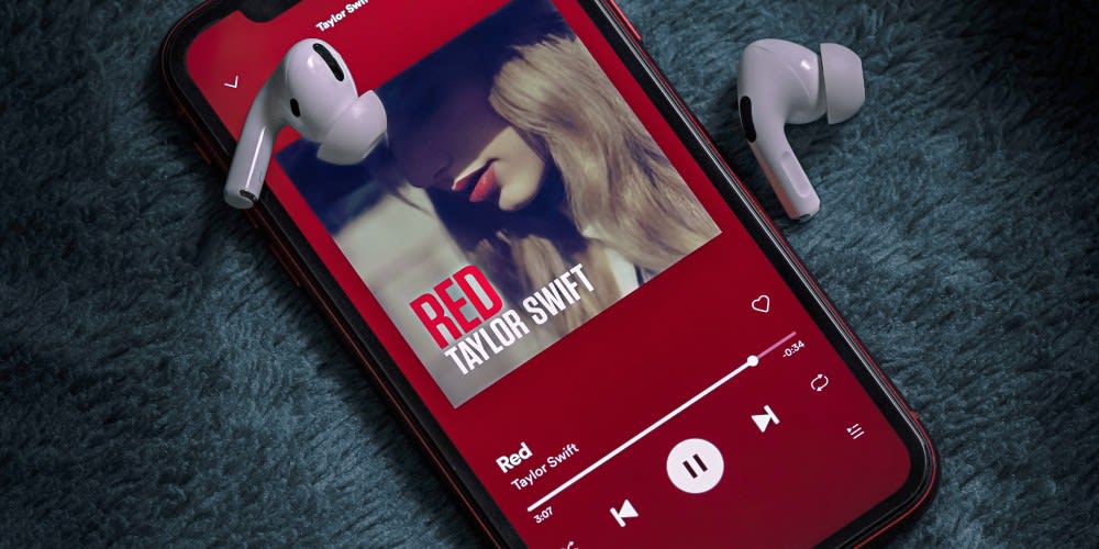 Taylor Swift is one of many who were able to use social media to create an even bigger fan base.