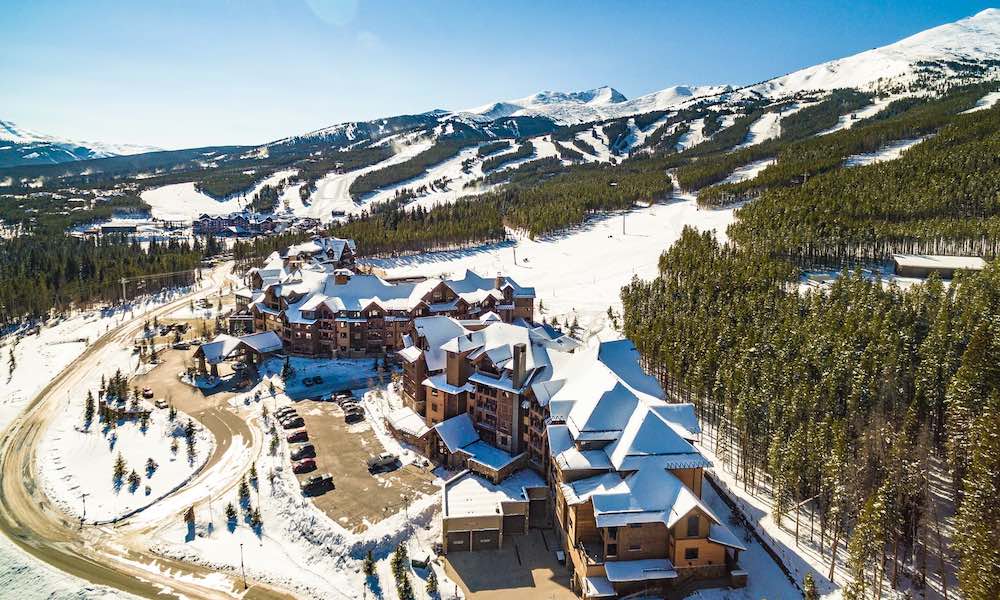 Breckenridge's snow covered mountains make it the ideal destination for a ski trip.