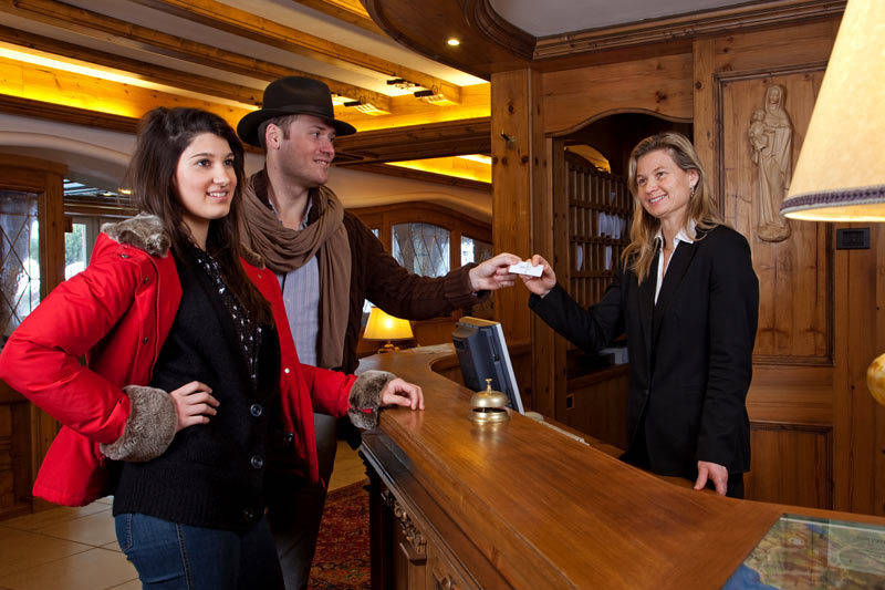 Hotel Medil Professionalita' e Gentilezza