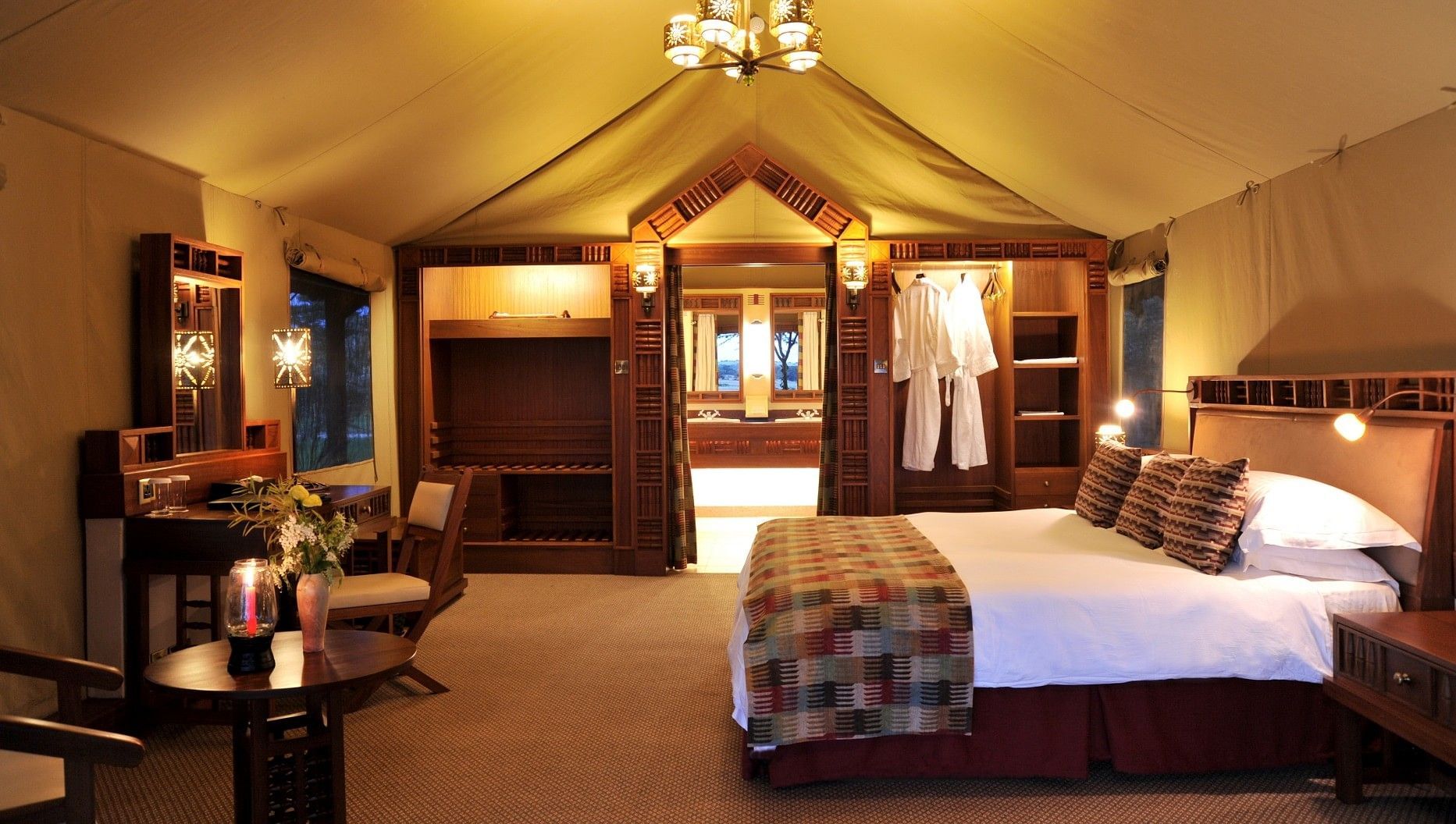 Sweetwaters Serena Camp, Laikipia & Ol Pejeta, Kenya