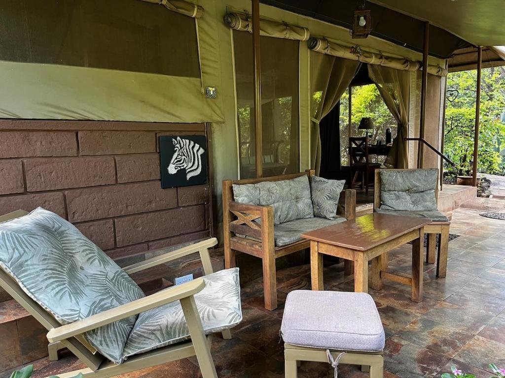 Ikweta Safari Camp, Meru National Park, Kenya