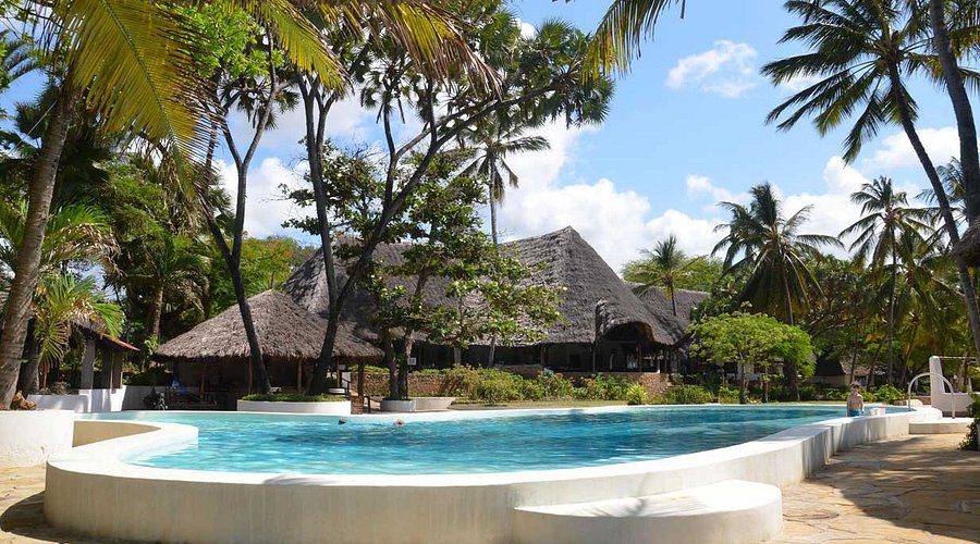 Driftwood Beach Club, Silversands Beach, Malindi