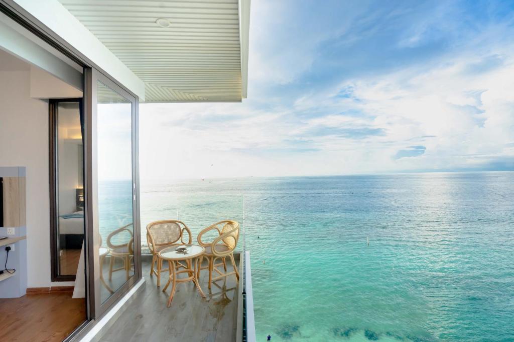 Arena Beach Hotel, Maafushi, Kenya