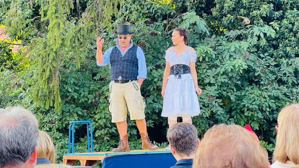 Kinderoper „Bastien und Bastienne"