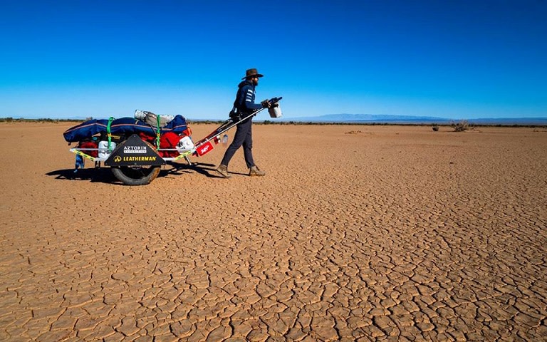 Hiking Adventure in the Gobi Desert | icebreaker