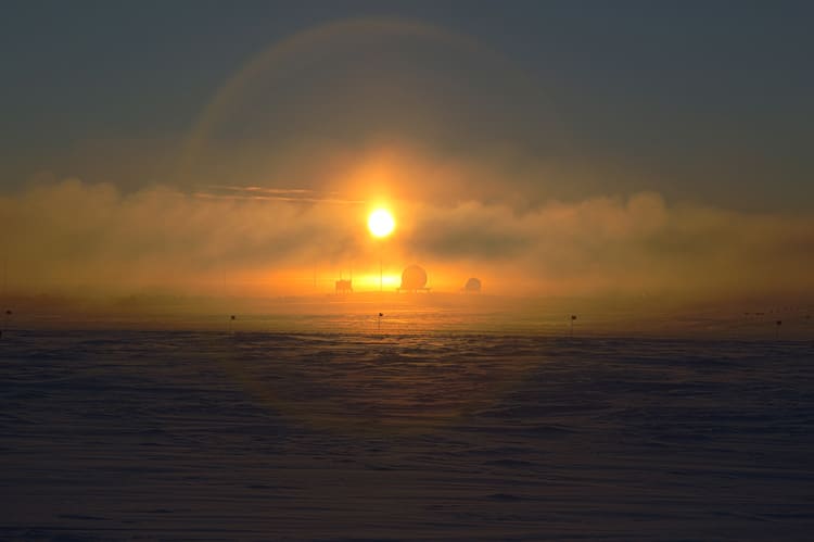 sunset_halo