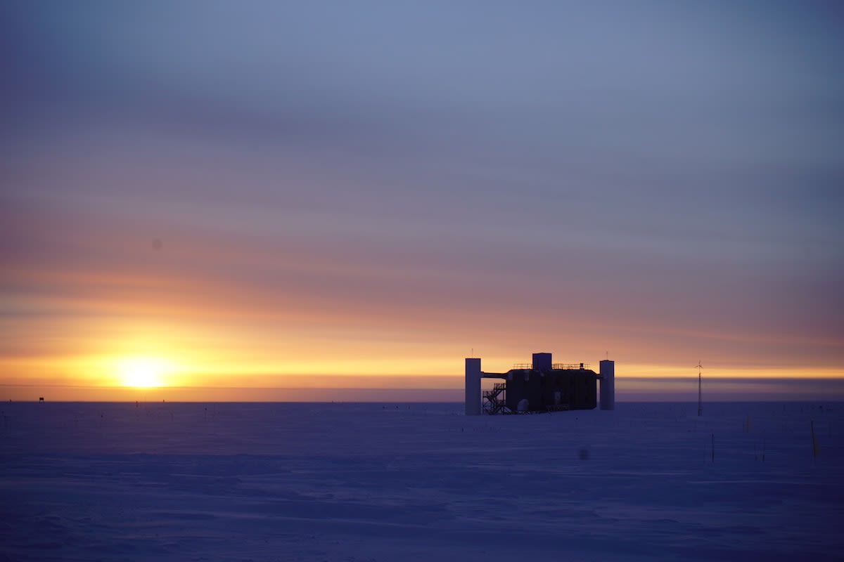 NSF mid-scale award sets off the first extension of IceCube