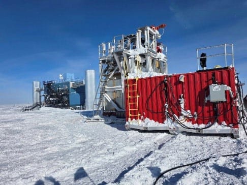 View from front right of drilling tower structures next to the IceCube Lab.