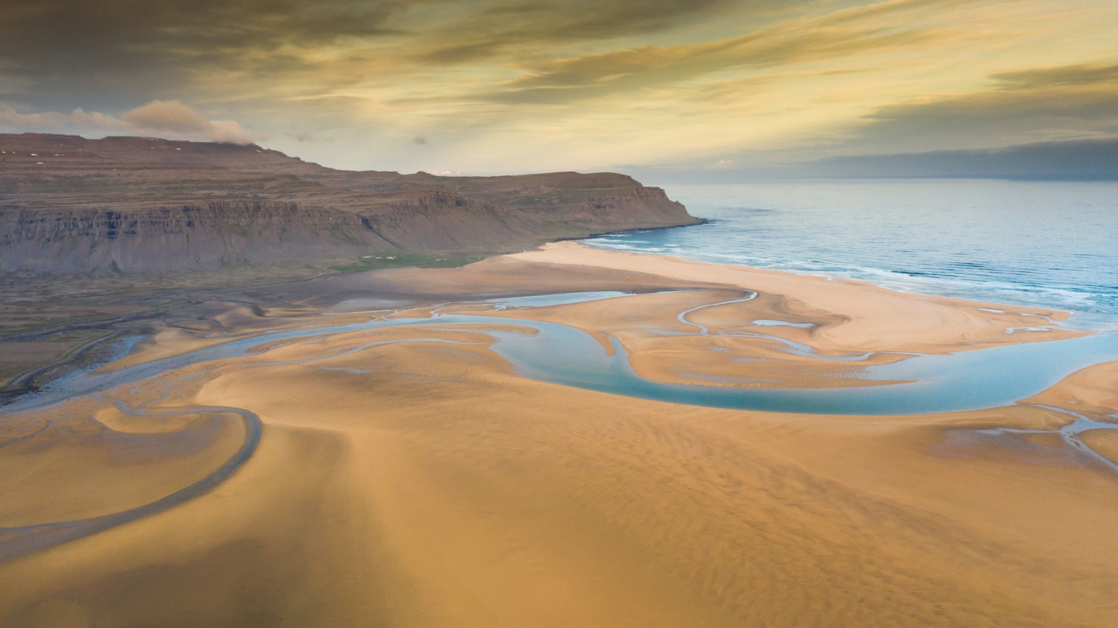 The Rauðisandur beach from above