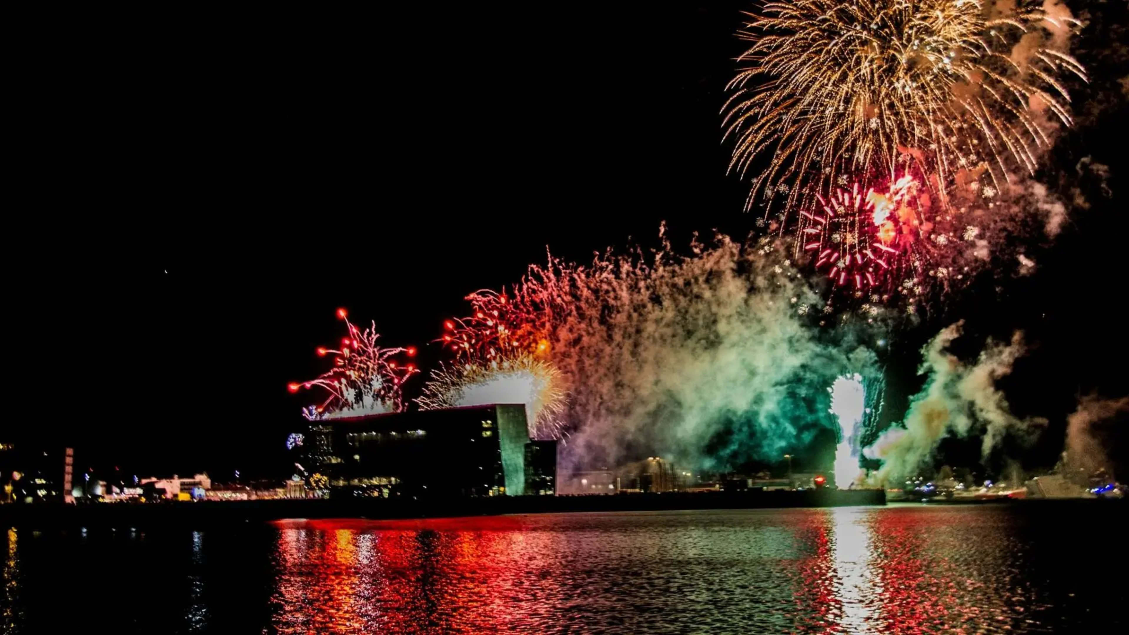 About Iceland New Year holidays