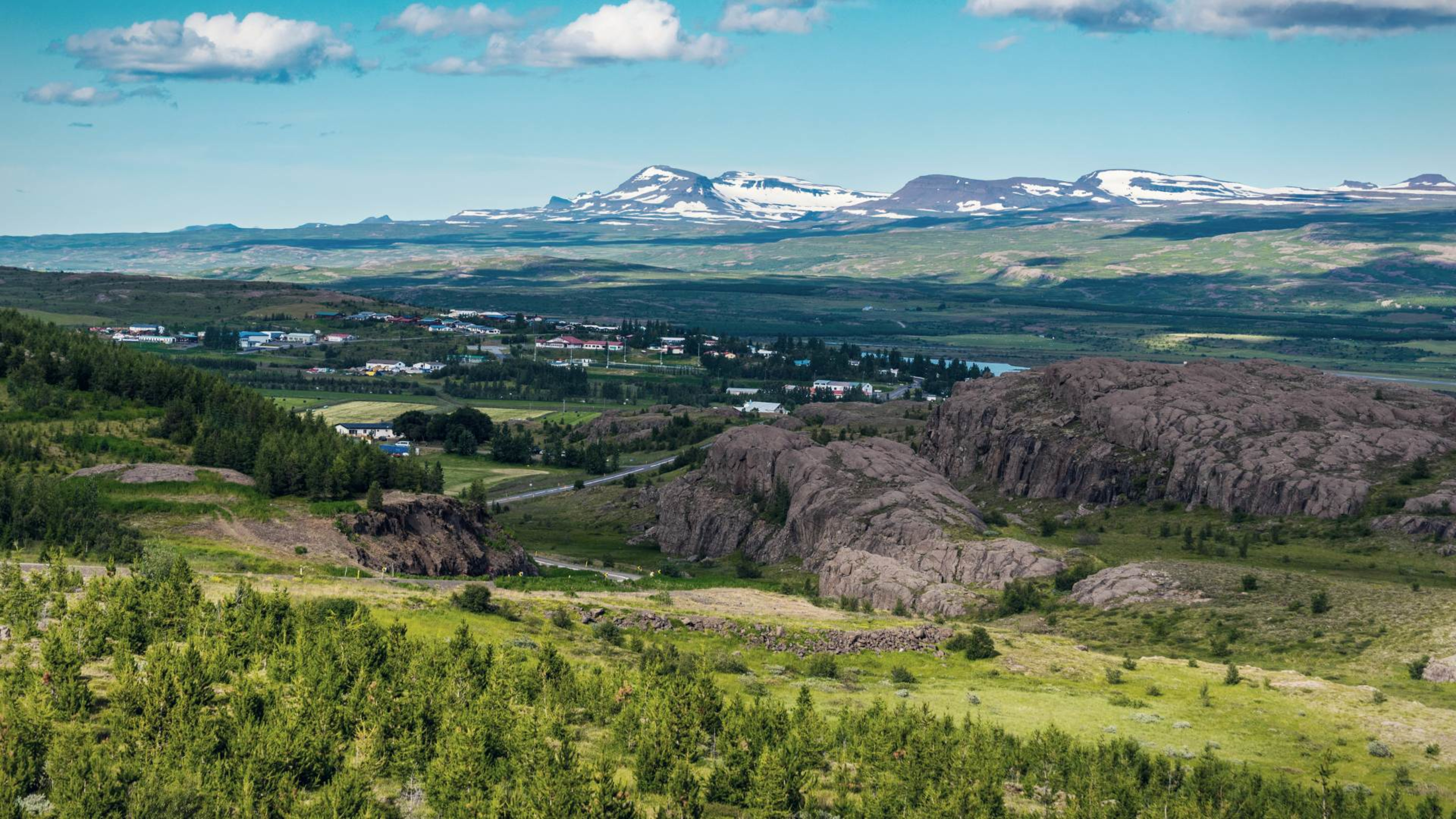 View over the Fellabær neighborhood of Egilsstaðir