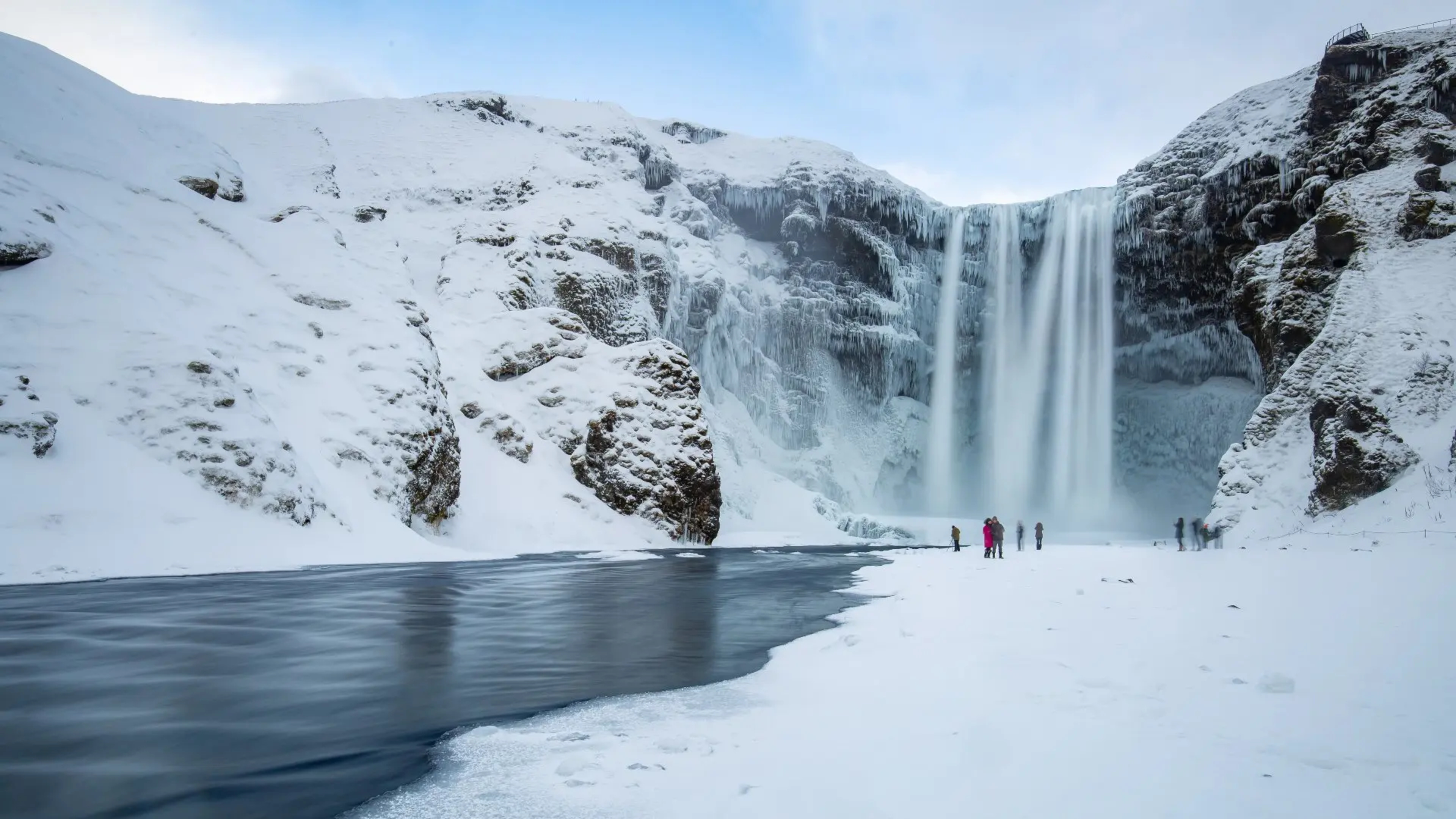 Skogafoss-waterfall-during-winter.jpg.webp