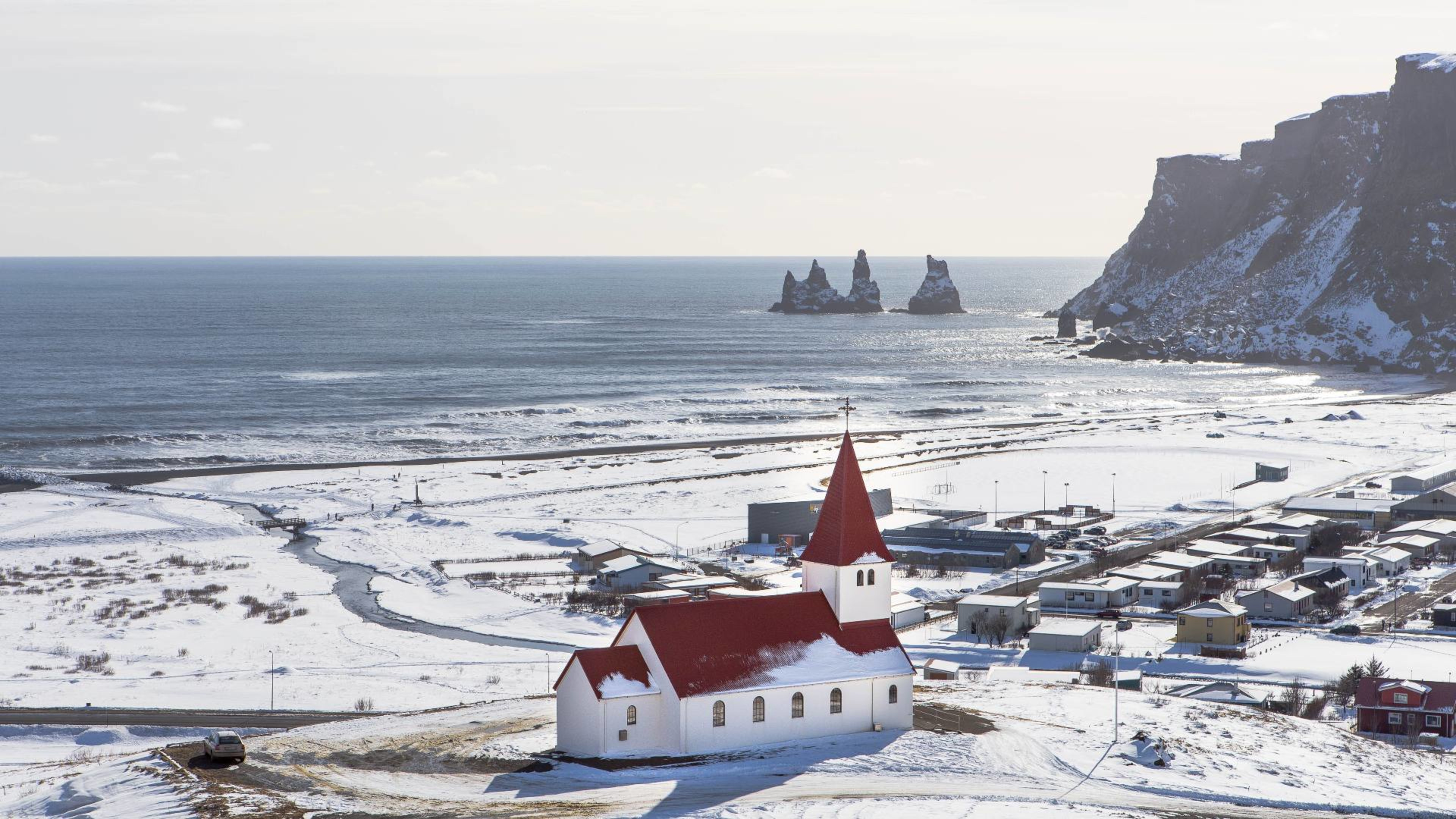Village of Vik in South Iceland.jpg