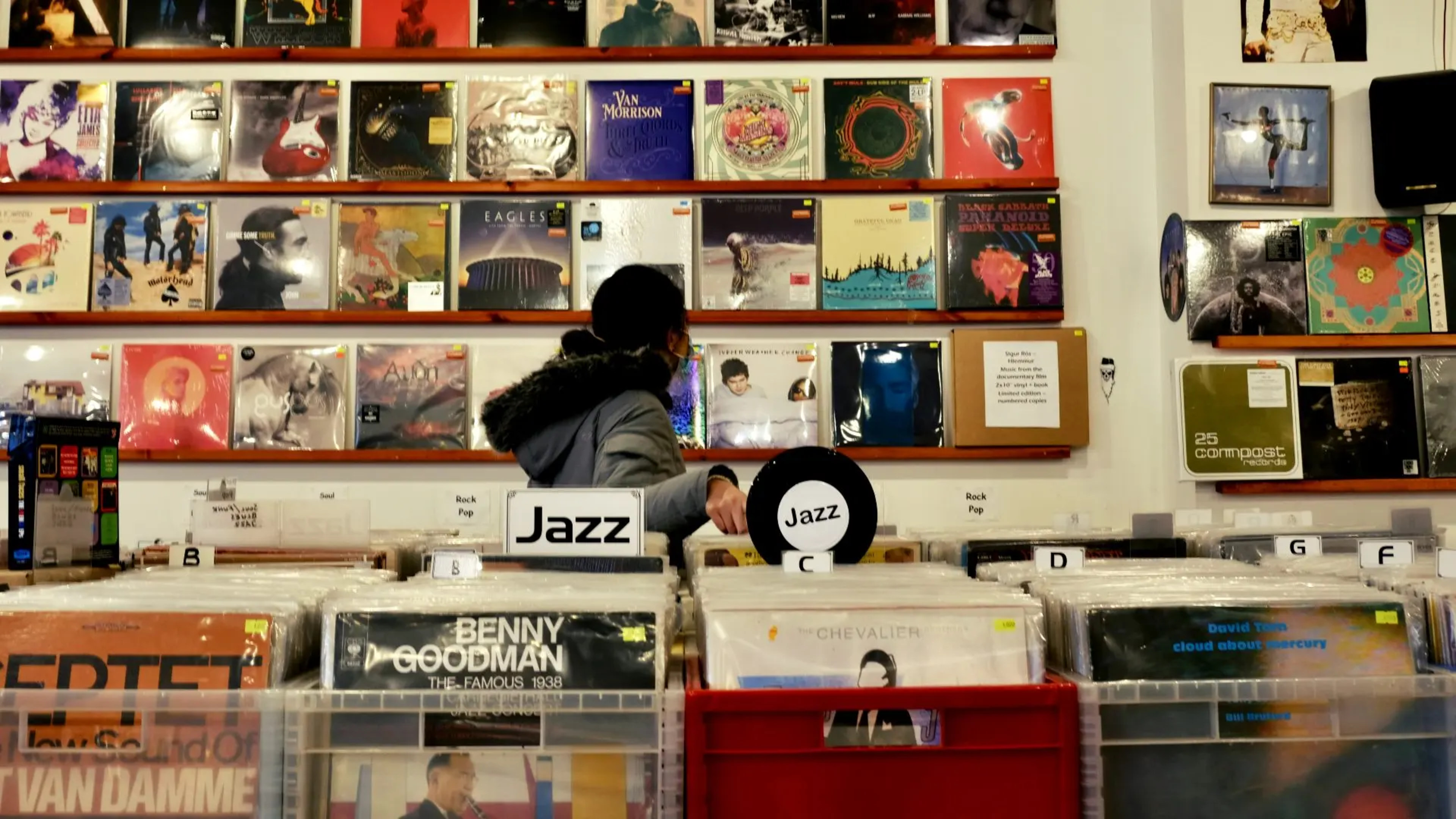 iceland-lucky-records-pedro-netto.jpg.webp