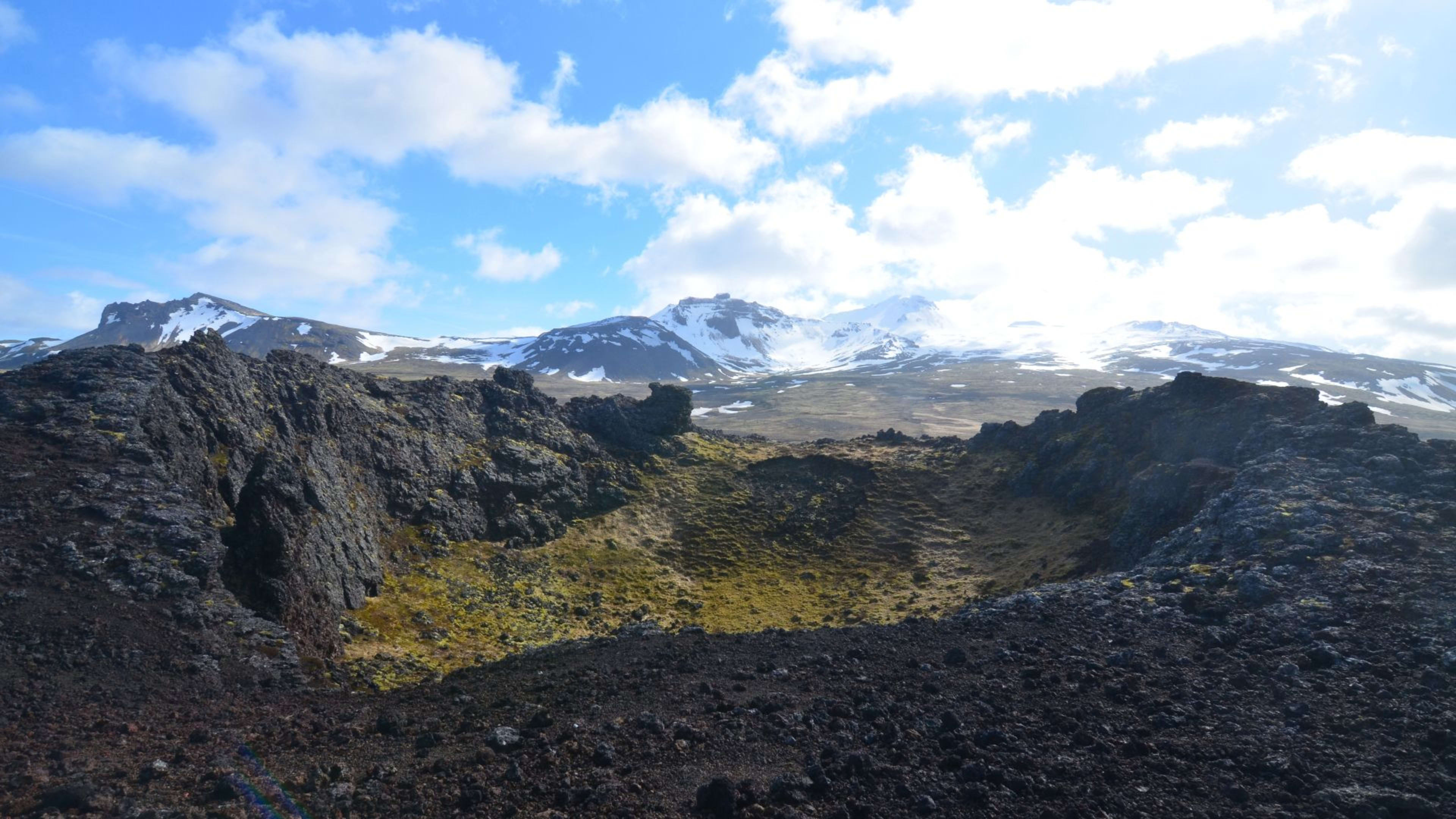 Eldborg crater on Snæfellsnes-peninsula