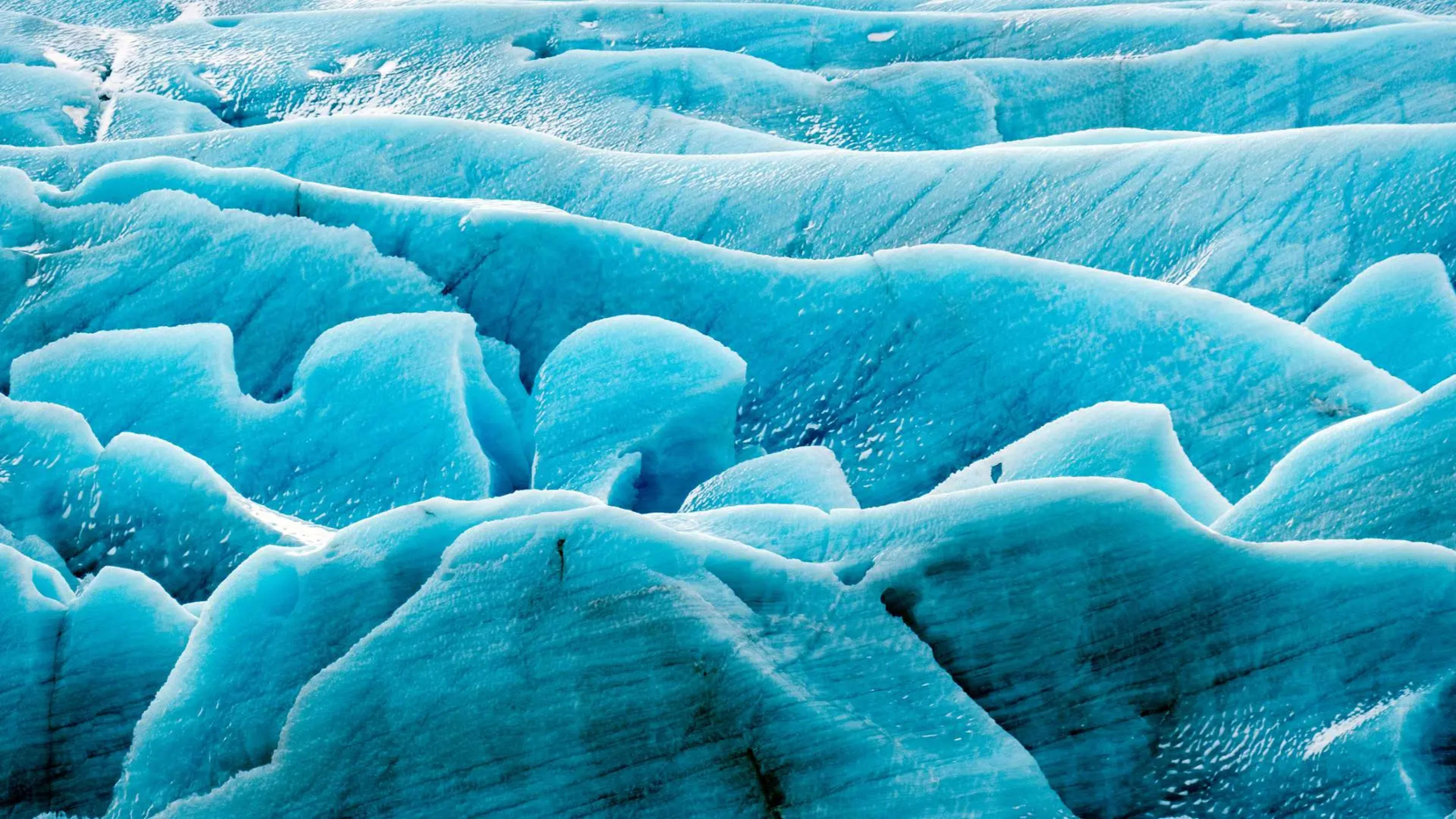 glacier-closeup-iceland.jpg.webp