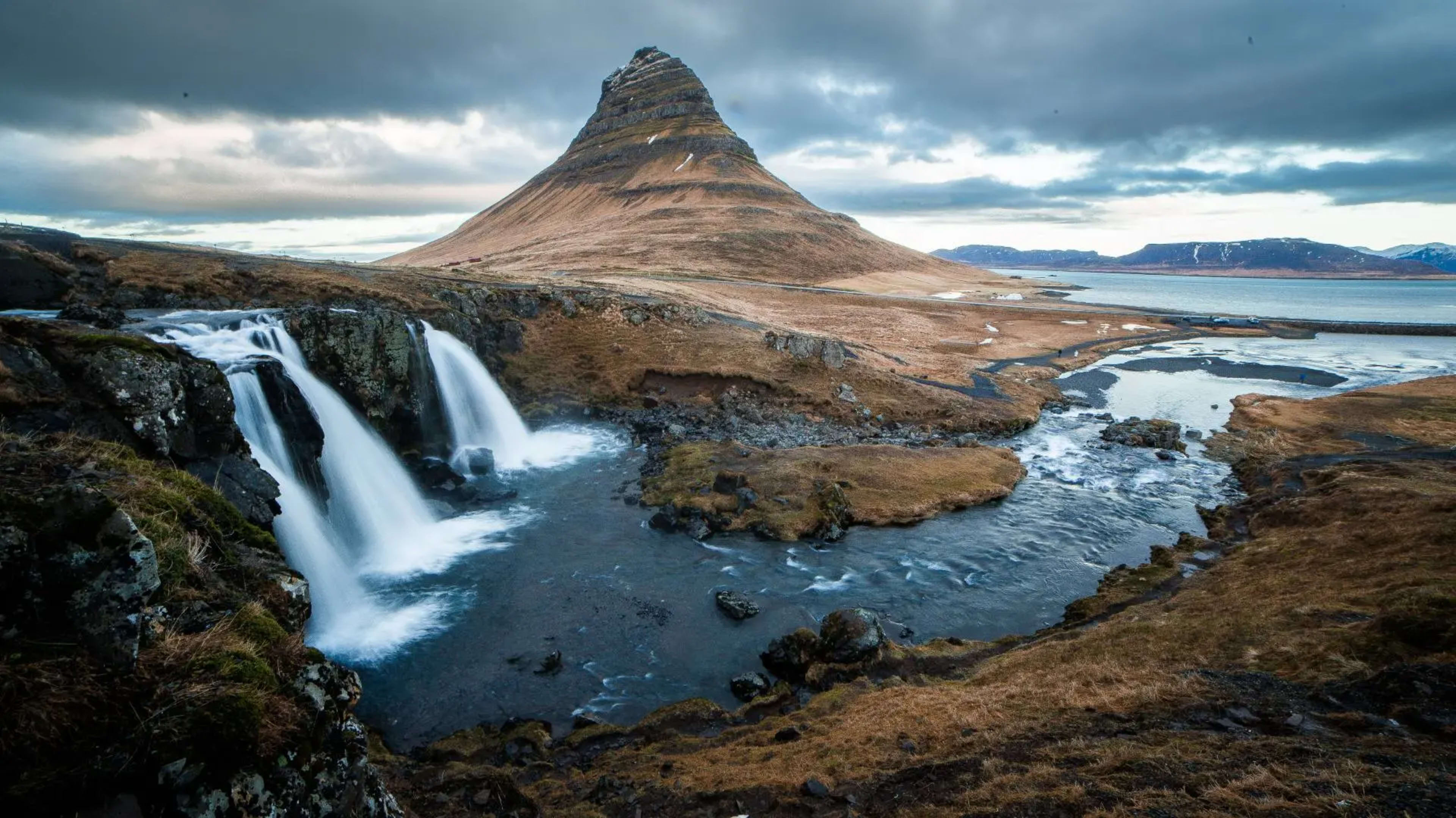 Iceland Nature And Landscape Travel Guide Iceland Nature And Landscape Travel Guide