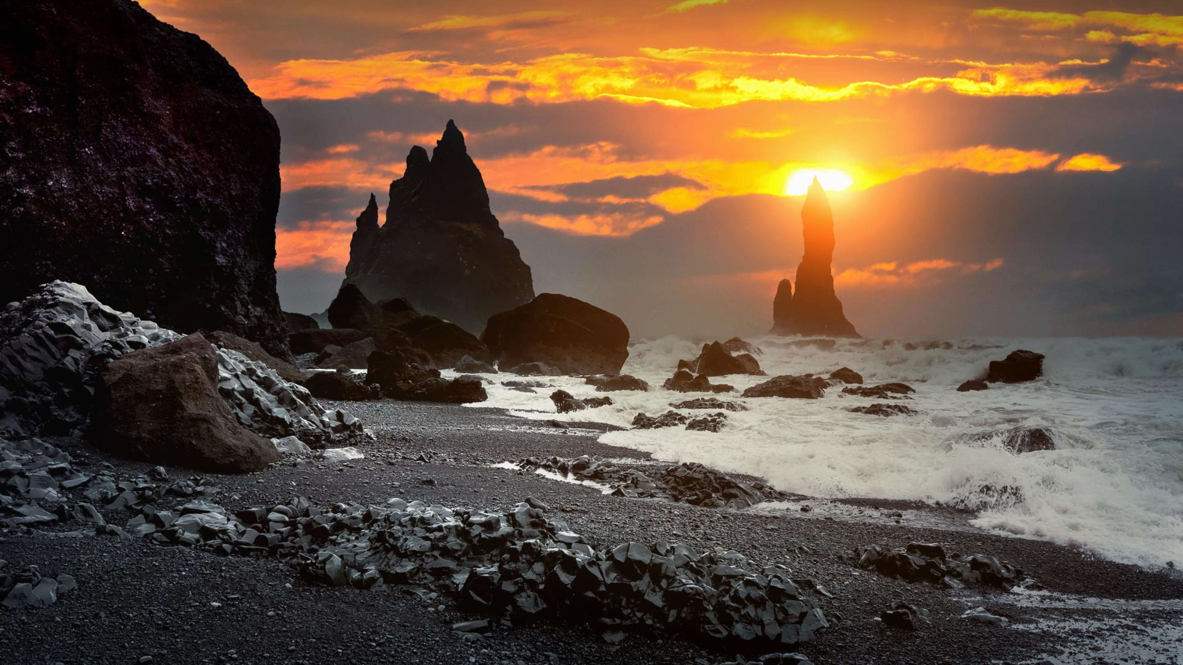 Reynisfjara with the Reynisdrangar sea stacks by sunset