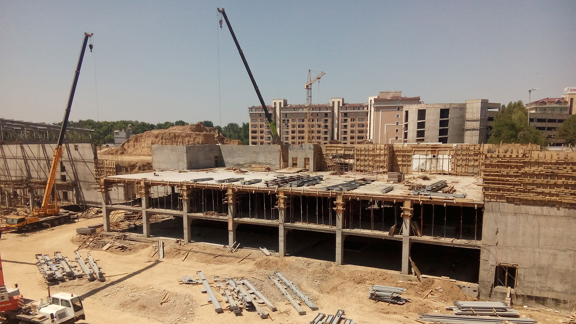 Finally they break down the ice city! - ISP - Specialist of Entertaintment