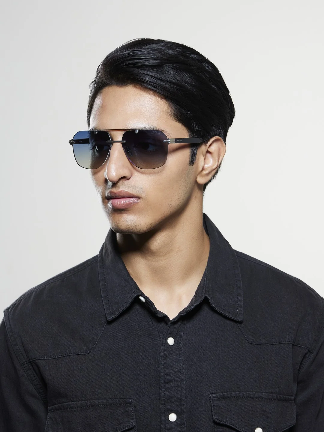 Opium OP-10303-60-C03 Sunglasses angle 2