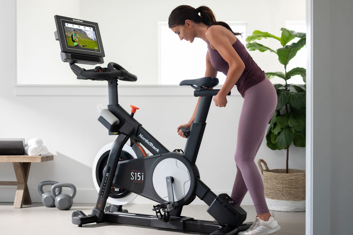 2021 Commercial S15i Studio Cycle Nordictrack